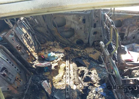 2014 Nissan Versa Note S (Sr)/S Plus/Sv z USA, uszkodzony, nr VIN 3N1CE2CP7EL411413